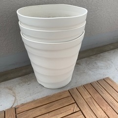 生活雑貨 家庭用品 ガーデニング　プラスチック植木鉢