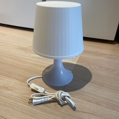 【ネット決済】IKEA テーブルランプ　ホワイト　電球付き