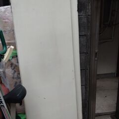 古い木材　廃材　扉　戸