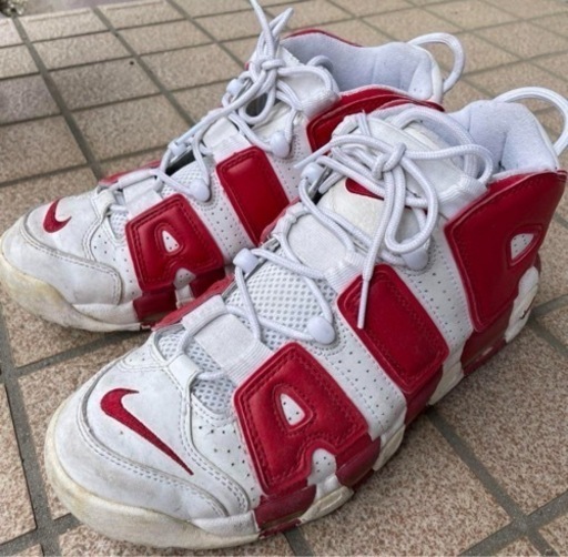 NIKE エアモア アップテンポ バーシティ レッド\n