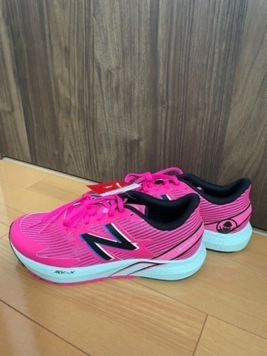 スニーカー newbalance HANZO 25.0