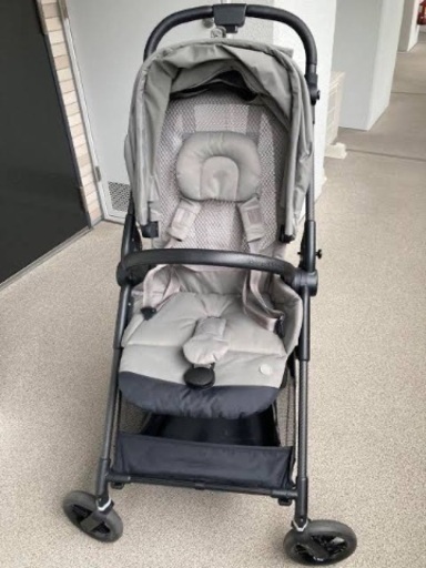 Cybex Melio Carbon、ソーホーグレー
