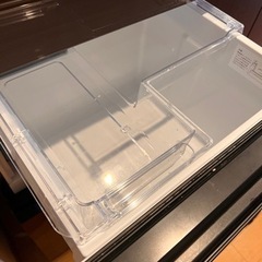 【受付終了/お引き渡し決定】茶色のオシャレな冷蔵庫３ドアタイプ