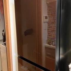 【受付終了/お引き渡し決定】茶色のオシャレな冷蔵庫３ドアタイプ