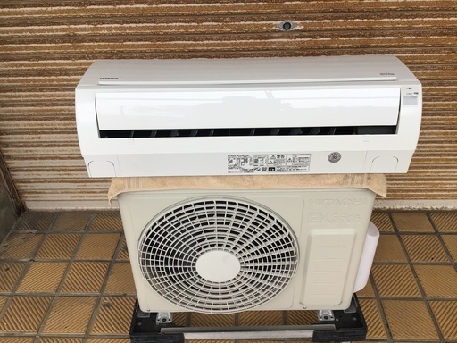 日立冷暖房エアコン　白くまくん　10畳前後用　100v用　程度良好　安心国産メーカー品　2.8k