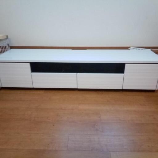 テレビボード