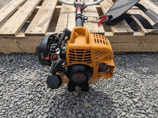 鹿児島発 リョービ 肩掛け式エンジン刈払機EKK-2610 チップソー新品  