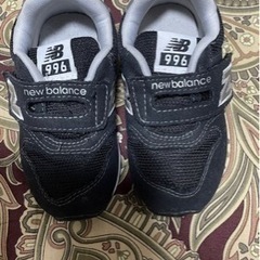 new balance子供用靴サイズ19