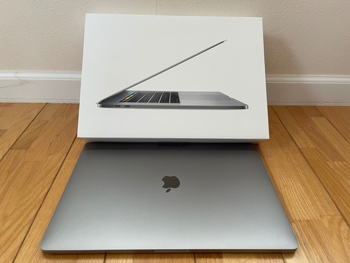 【最終値下げ・中古品】MacBook Pro 2016 15inch USキーボード 箱入り 付属品全てあり！