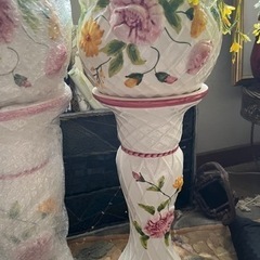 花瓶、置物　インテリア　花柄２つセット！