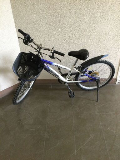 【北見市発】HEAD ジュニア自転車 SONIC BREEZE LCL35754 6段変速 22インチ 青 (E2738wY)