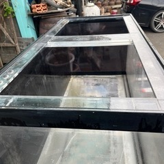 アクリル水槽、大型水槽、大型魚水槽