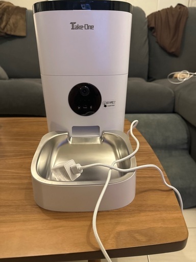 【SOLD OUT】定価19800 自動給餌機 Take-One(テイクワン) P2Pro 餌やり 見守り 留守番 ペットフィーダー フードディスペンサー