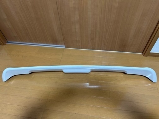 200系ハイエース　リヤ　羽ウイング美品