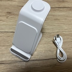 iPhone、携帯ワイヤレス充電スタンド【新品未使用品】