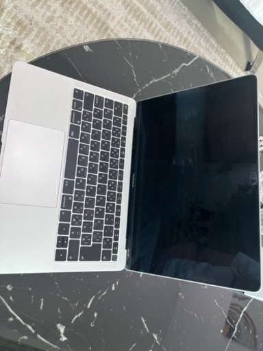 デスクトップパソコン Mac book Air 2018
