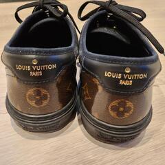 ルイヴィトンモノグラムローカットスニーカー