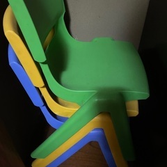 子供用　椅子