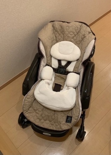限定価格‼️　combi ネムリラ  premium 【一部地域配送可能】オートスウィング　電動　ハイローチェア　子供用品 ベビー用品 チャイルドシート　ベビーチェアー　ねむりら　コンビ