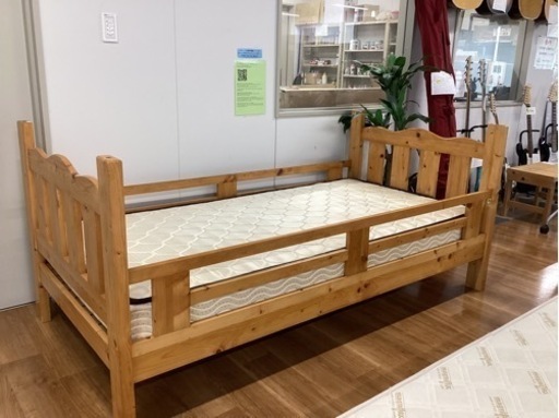 シングルベッド【町田市再生家具】　240112