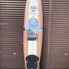 初めてサーフィンにチャレンジする方に最適なボードです