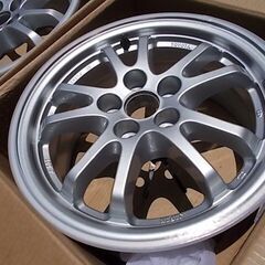 【完了】新車取り外し トヨタ純正 ５０系　プリウス アルミホイール