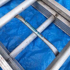 ハセガワ工業  アルミ合金製伸縮2連はしご HC2-51 全長5ｍ12ｃｍ 縮長3ｍ20ｃｍ 重量12ｋｇ 最大質量100ｋｇ／使用角度７５度