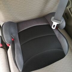 リーマンジュニアシート　補助乗車装置　幼児用　子供用　車両シートベルト