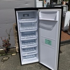 7/20値下げいたしました！⭐️高年式⭐️2022年製 MITSUBISHI　三菱 144L冷凍庫 MF-U14G-B1 No.2321