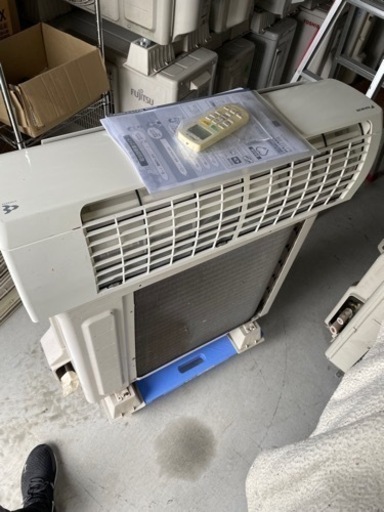値下げ！！】DAIKIN 6畳用 2.2kwエアコン AN22PESJ-W - エアコン 