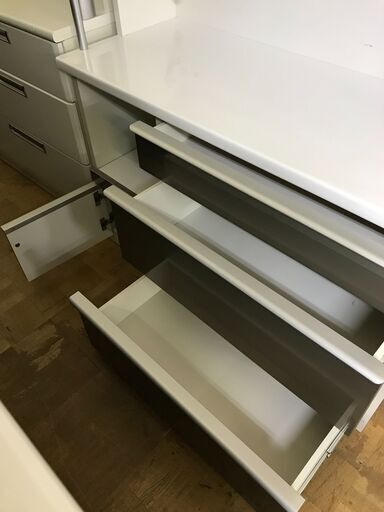 【FU830】★ 松田家具  システムキッチンボード   ホワイト  大容量  ファミリータイプ    モイス加工  ソフトクローズ付き   収納家具 クリーニング済 堺市 深井 【ジャングルジャングル深井店】