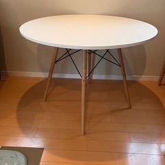 ニトリ　円形ダイニングテーブル　100センチ