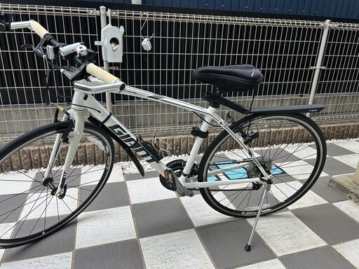 GIANT  19  ESCAPE  RX3　27インチ　フィットネスバイク 　サイズS