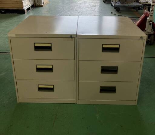 3段キャビネット 　A5-23　サイズ564×620×700　2個セット【中古品】①　【直接引き取り限定】
