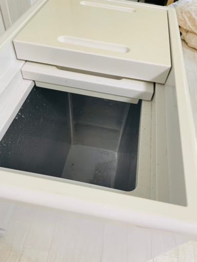 【取引中】冷凍庫　動作確認済み　2年程度使用