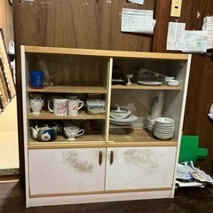 小型食器棚