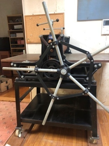 商談中！プレス機　中古品