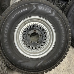 ジムニー等に 冬タイヤホイール付き 15インチ