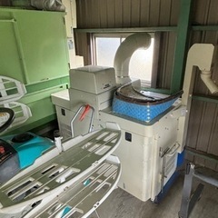 コンバイン(イセキ)、田植機(クボタ)穀物乾燥機、シズオカパワフル 