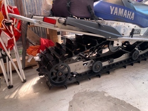 ヤマハ スノーモービル 配達可能 ロング セルバック付き