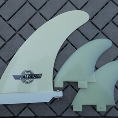 WALDEN ロングボード 長さ9\'2(279.4cm)　幅22 1/4(56.52cm)　厚さ2 3/4(6.99cm) 中古