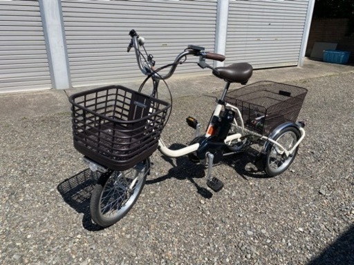 自転車 電動アシスト三輪自転車