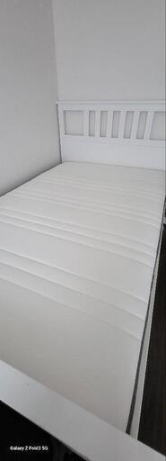 (２３日のみ)ikea ベッド セミダブルベッド マットレス付き