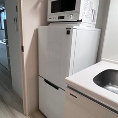 美品2年未満 シャープ冷蔵庫 ガラスホワイト