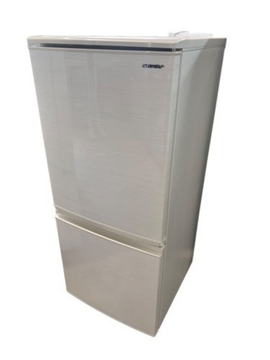 NO.1429 《お値下げ中！》【2018年製】 SHARP ノンフロン冷凍冷蔵庫 137L SJ-D14E-W 中古 動作確認済み