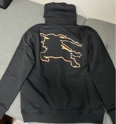 BURBERRY パーカー 6Y 116cm トップス BURBERRY 6Y 116cm BURBERRY