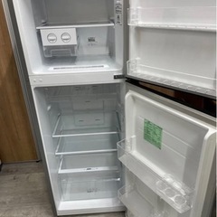 【中古】2020年製 Hisense ハイセンス ノンフロン 冷蔵冷凍庫 HR-B2302 227L🟡🟥