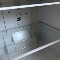 シャープ  SHARP 冷蔵庫 152L SJ-D15G ホワイト系  2ドア /右開き/左開き付け替えタイプ  コンパクト  クリーニング済 堺市 石津【ジャングルジャングルサカイ石津店】