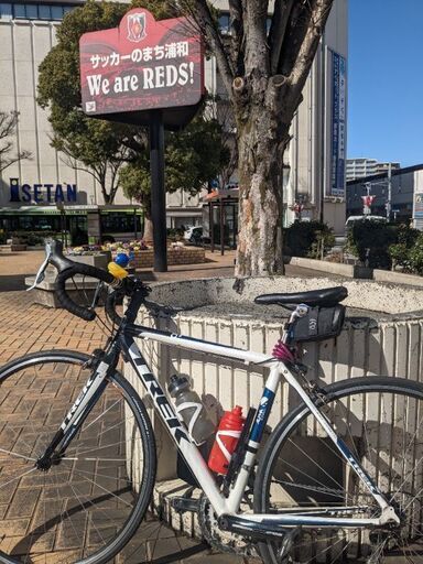 TREKロードバイク