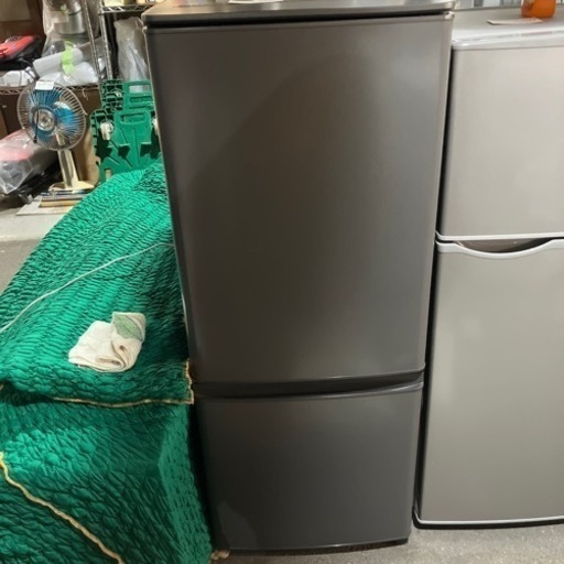 O2405-468 三菱ノンフロン冷凍冷蔵庫MR-P15G-H 2022年製 146L 2ドア キズ汚れ有り